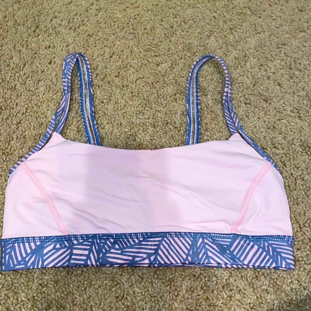 Pink lulu sports bra!